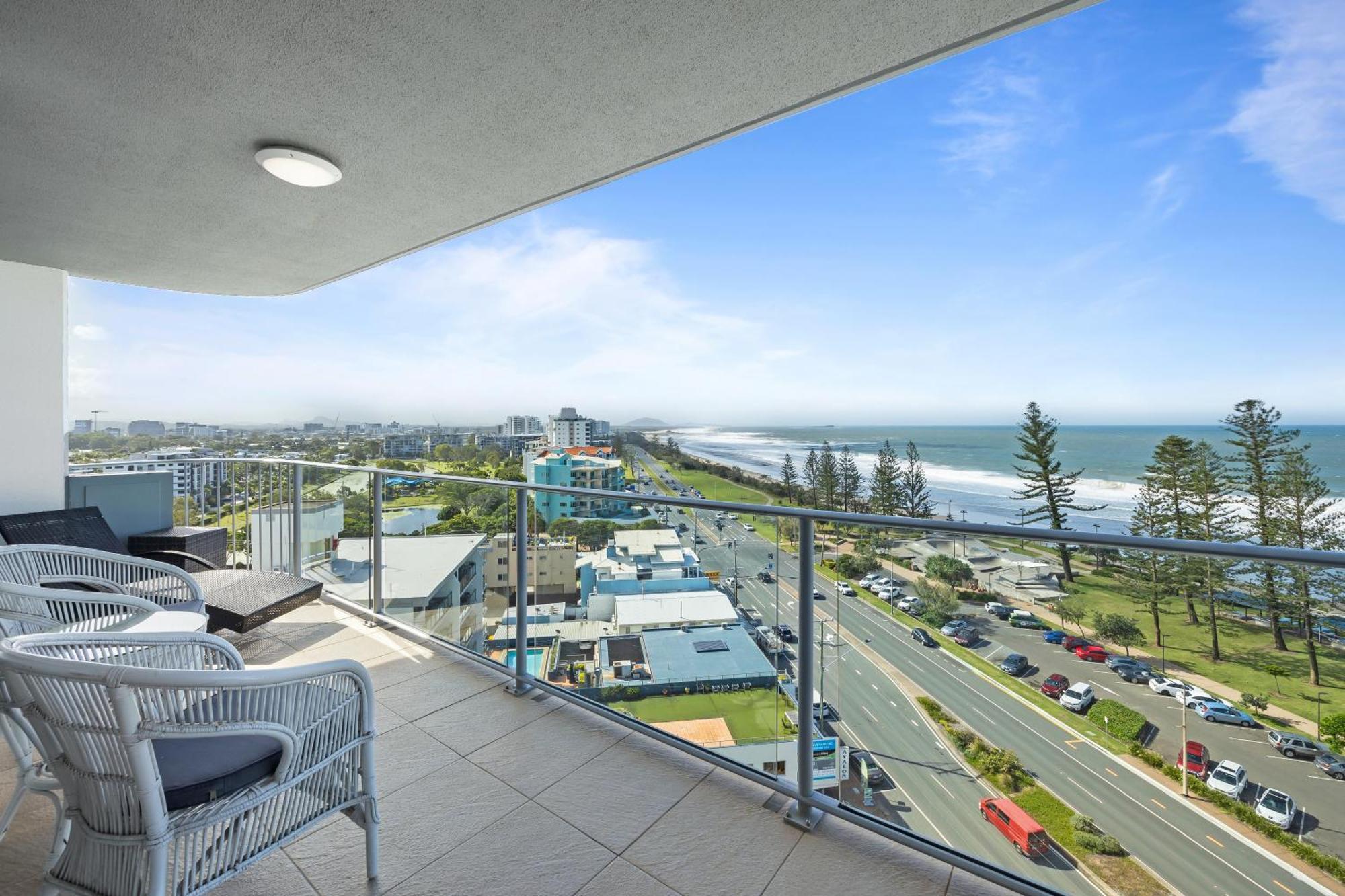 Mandolin Beachfront Resort Alexandra Headland Exterior foto